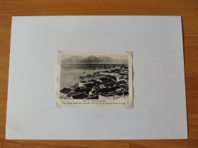 【G2983】1945年书页插图《中国浙江温州，温州港》（Wenchow harbour）----展现城东北郊外景象及瓯江上的浮码头-----后附卡纸30*21厘米