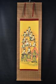 （VH5095）绢本印刷《十三佛像》装裱立轴画一幅 绫裱 两侧木轴头 画心尺寸：110CM*40CM 立轴尺寸：167*52.5cm。