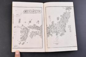 （丁6341）鳌头图汇《日本政记纂语字类》和本 铜版印刷 线装上中下三卷3册全 上栏多版画 多田直胜编辑 神武帝东征经国图 景行帝东西征讨图 神功皇后征韩图 将军两营分争图等20幅地图 明治十八年1885年发行 日本工具书 日本政记 记录日本神武天皇开始 直至后阳成天皇的历史事件。