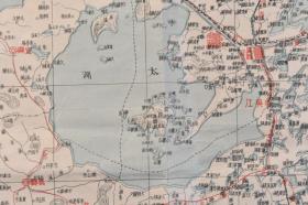 （戊9009）史料《上海南京附近明细图》彩色地图单面1张全 上海鸟瞰图 南京小地图 上海市 沪太路 沪太路支线 沪吴汽车有限公司路 沪东公司路 川南汽车公司路 上海汽车路 松嘉汽车公司路 南京市 金棲路 京杭国道  太湖 杭州湾 钱塘江等内容 读卖新闻社 1937年 53*39CM