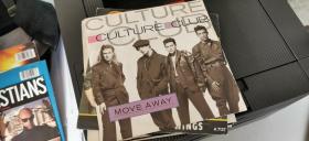 英国回购，黑胶唱片45转7寸，品相极佳，无划痕，原封套。culture club-move away