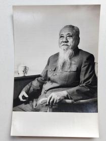 著名政治活动家、实业家、曾任民建中央委员会名誉主席 胡厥文 半身照一张 HXTX283188