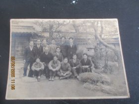 民国老相片，集体合影.，一张，品好以图..为准。