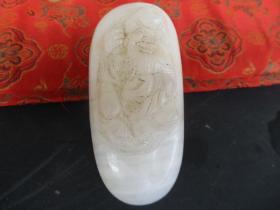 寿山石，寿星把玩，长9cm4cm厚2.6cm，品好如图。