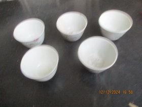 老瓷器茶杯，5个合拍，上平口直径8cm高6cm，品好如图。