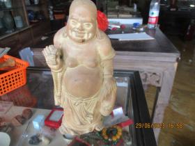 佛像黄杨木雕，底长7cm10cm高25cm，重2斤多，品好如图。
