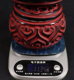 年代物 美品 日本购回 中国传统工艺 漆器云雕《围棋罐一对》纯手工制作精雕 精美图案 非常厚重漂亮 是使用收藏佳品 尺寸高11CM 直径14CM 重1124克