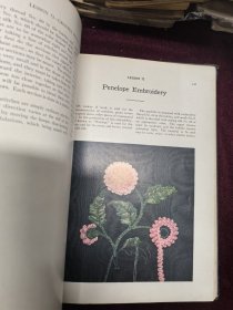 艺术刺绣机花边工艺 十六开铜版纸 外文1941版 225页