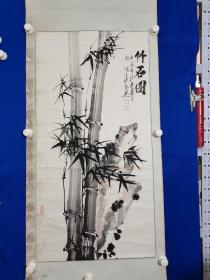 著名画家  北京画院老画师，周脉海 国画 一幅（原装原裱）竹石图（精品）尺寸95————48.5厘米（保真）