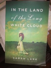 英文原版书：IN THE LAND of the  long WHITE CLOUD    P61