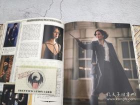 野兽魔法，首项揭密动物电影中如何找到野兽，以及如何对野兽施以巫术和魔法，十分有趣。英文原版皮包精装，28x24x3cm。