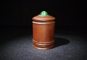 花梨木镶宝石扳指盒，尺寸8.2×5.3厘米