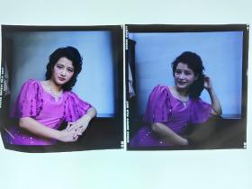 【影像书屋】90年代，美女，彩色反转片底片一组2张，著名摄影家杨信生摄，TS221