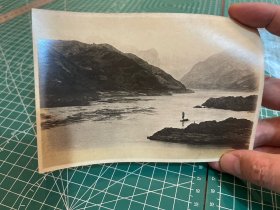 民国时期，长江三峡风景 原版银盐艺术摄影；约15.5x10.5cm；【或为知名画家陶冷月摄影，后六图为参考资料图片、非拍品，仅供参考】