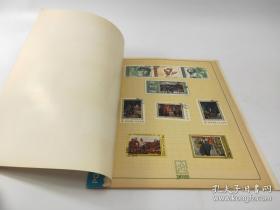 七十年代前苏联珍贵邮票收藏册，邮票尺寸5X4cm，原册共9页100枚前苏联各时期珍贵邮票，莫斯科集邮公司正版，存世稀少，无处寻找。