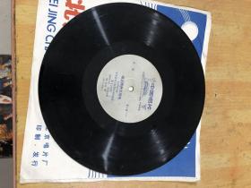 七十年代的黑胶唱片、乐曲（嗄达梅林交响诗）二泉映月……