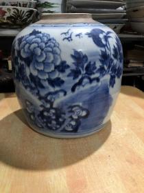 清中期的青花花卉罐、包老保真
