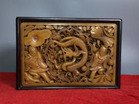 檀木镶寿山石盒，满金星牛毛纹清晰，长18厘米.宽12.5厘米，高7.5厘米，重690克