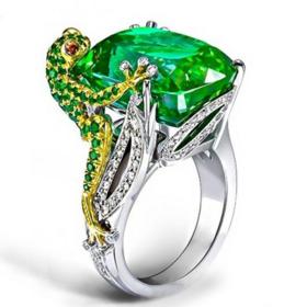 香港免税店热销货源新款金色变色龙蜥蜴镶嵌绿色锆石戒指