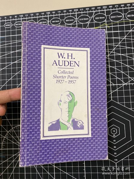 奥登。w.h.a auden. collected shorter poems 短诗集。 faber 1984