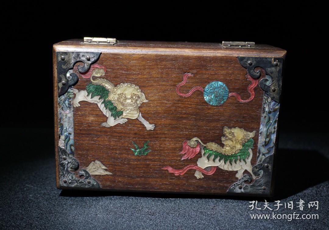 花梨木镶嵌贝壳事事如意首饰盒，尺寸18/11.7/8厘米