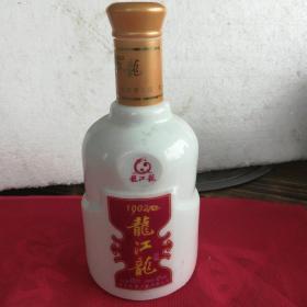 龙江龙酒瓶