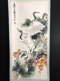 著名画家马仁【双鹤图】画芯46*98厘米，纸本绫裱品相如圖好。
马仁(b.1952)北京人。现为北京国画艺术家协会副会长，北京中国画研究会理事、艺术委员会委员。善小写意花鸟画兴趣浓厚。