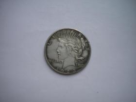 《外国钱币人头像1923年》。直径4.5厘米，N485号，再版外国钱币