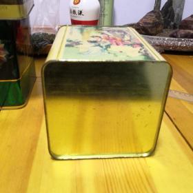 红楼梦西厢记人物图像饼干盒