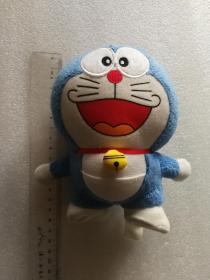 杂项收藏 玩具 麦当劳2010 六一［哆啦A梦欢乐儿童节] 机器猫毛绒公仔 尺寸cm: 15.3*12.7*9.1