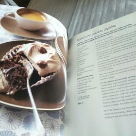 TheHummingbirdBakeryCookbook