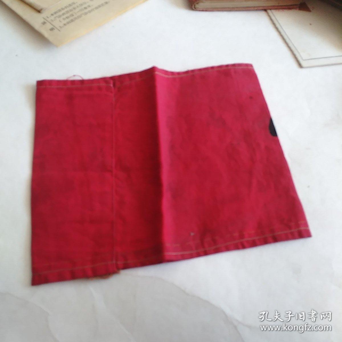 红卫东布质袖章(细看有三处毛主席头像，一处很显，二处模糊了，包老包真)