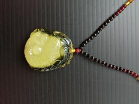 琥珀吊坠