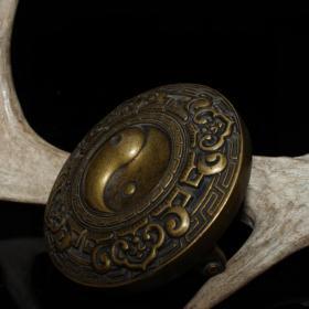 早期收藏 纯铜八卦皮带扣 做工精细 品相如图