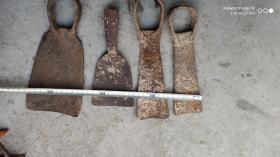 农具工具；三个锄头一个铲子合售