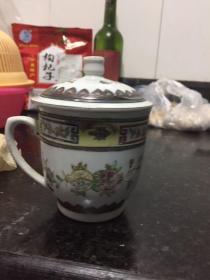 粉彩茶杯（老厂货）