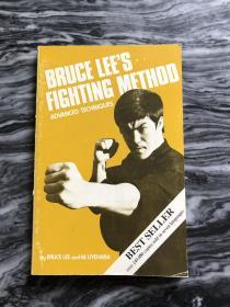 Bruce lee’s Fighting Method  （李小龙技击法 第4册）美国正版英文书，黄皮封面。全书126页。所有瑕疵都已经拍出来，自己看图一清二楚。本书不退，不换，不议价，所见就是所得。