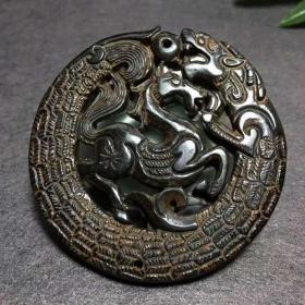 乡下收到的陨石牌子直径：68mm
厚约：8mm