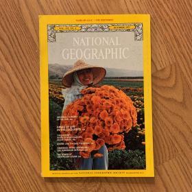 （从美国发货，到国内三周左右） national geographic美国国家地理1977年10月（含地图）海底生物，亚利桑那，多瑙河，狼，加勒比地区，地热