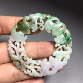 翡翠挂件宝贝尺寸：直径58mm，重22克