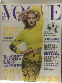 VOGUE JAPAN 日本版vogue 2011年11月 Lara Stone 封面杂志