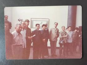 1981年南京江苏省美术馆香港画家唐乙凤画展上