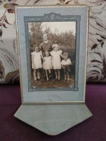 【二十世纪初 欧洲家庭合影老照片 带纸相框 品不错】