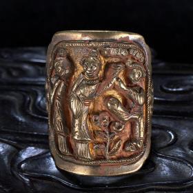 民国老银鎏金锤揲錾刻人物花卉如意纹戒子工艺精细古玩 文玩