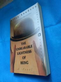 The Unbearable Lightness of Being, A Novel by Milan Kundera 米兰.昆德拉《生命不能承受之轻》英文版