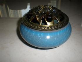 古玩收藏家庭适用瓷器：蓝柚开片带盖香插香座香炉碗
