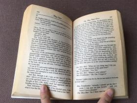 The Boy Next Door （英语）