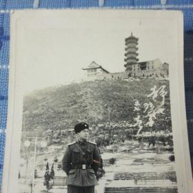 1957年无锡惠山解放军老照片