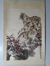 保真书画，当代写意画老虎第一人阴衍江国画精品《双虎傲秋色》一幅，原装裱立轴。阴衍江，1940年生。中国美术家协会会员、一级画师、黑龙江美术出版社专业画家，中央文史馆书画院研究员，黑龙江文史馆馆员。