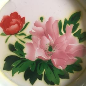 老式搪瓷大茶盘，燕山牌【保老】带牡丹花图案。喜欢的朋友不要错过。
